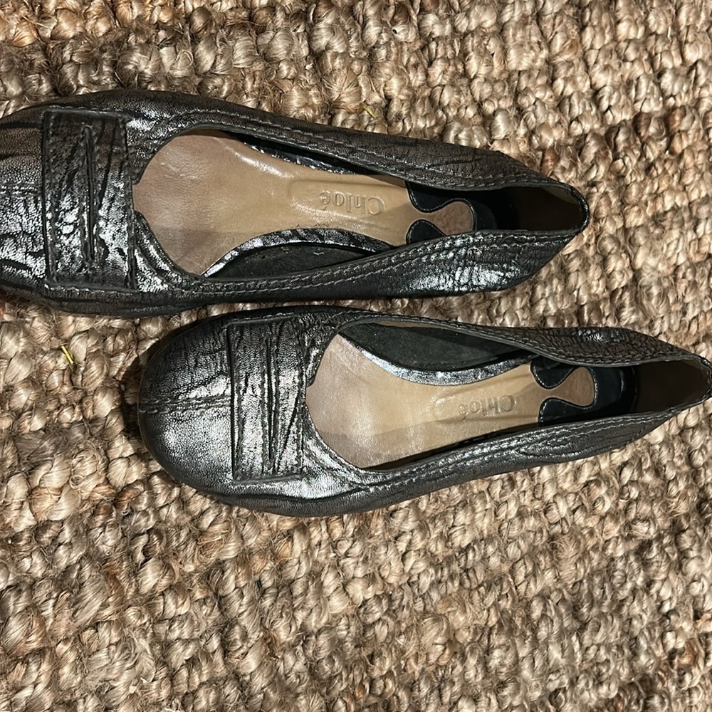 Chloe Silver Ruffled Textured Ballet Flats - Picture 2 of 9